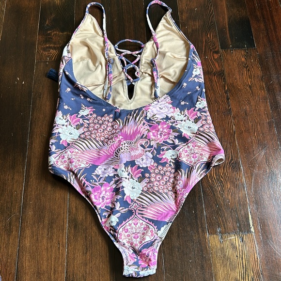 Spell one piece swimsuit, s - Picture 6 of 10